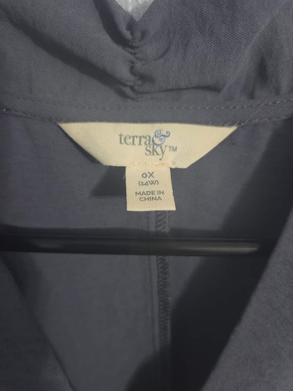 Terra & Sky Womens Plus Solid Gray V-Neck Sleeveless Pullover Blouse 0X